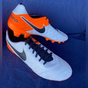New Nike Tiempo Legacy ll FG Soccer Futbol Cleats White Orange Leather Mens 12